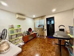 Dyson Road (D11), Terrace #556979621